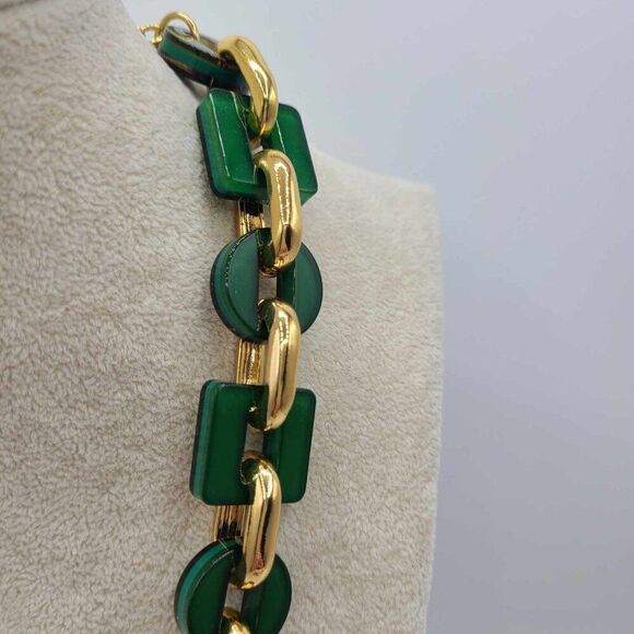 J Crew Lacquered Green Round & Square Gold Tone Link Necklace NWT! NEW! - Picture 4 of 8